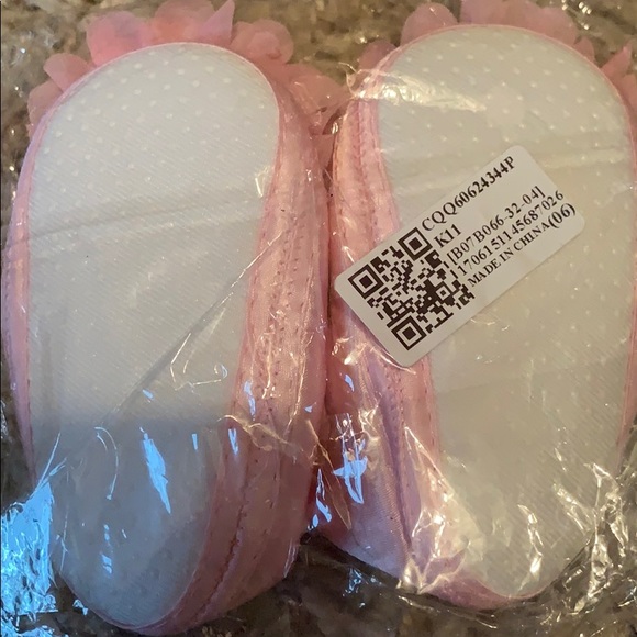 Shoes - Picture 2 of 2